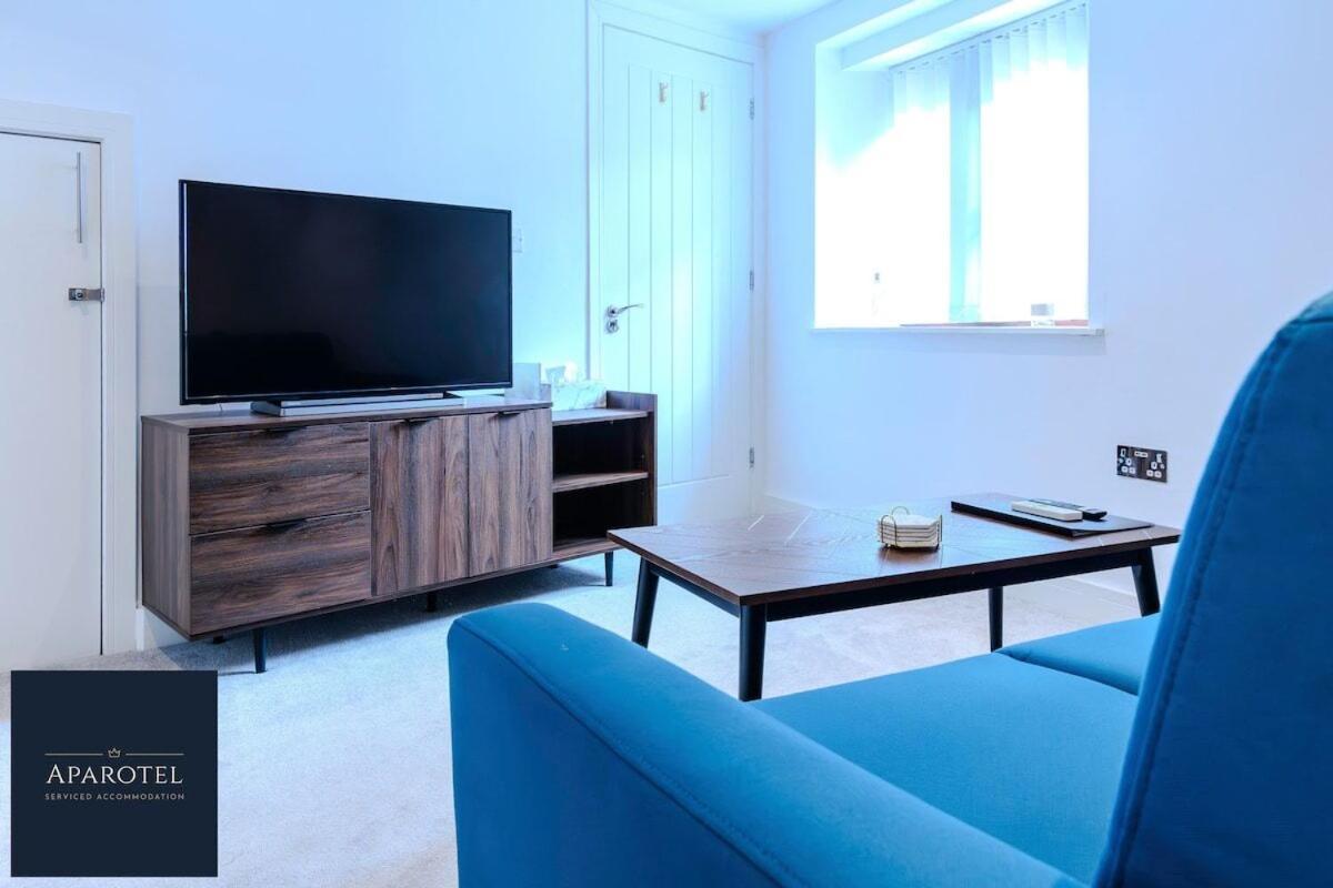 Aparotel Serviced Apartments - Stonehenge, Amesbury Town Centre Δωμάτιο φωτογραφία