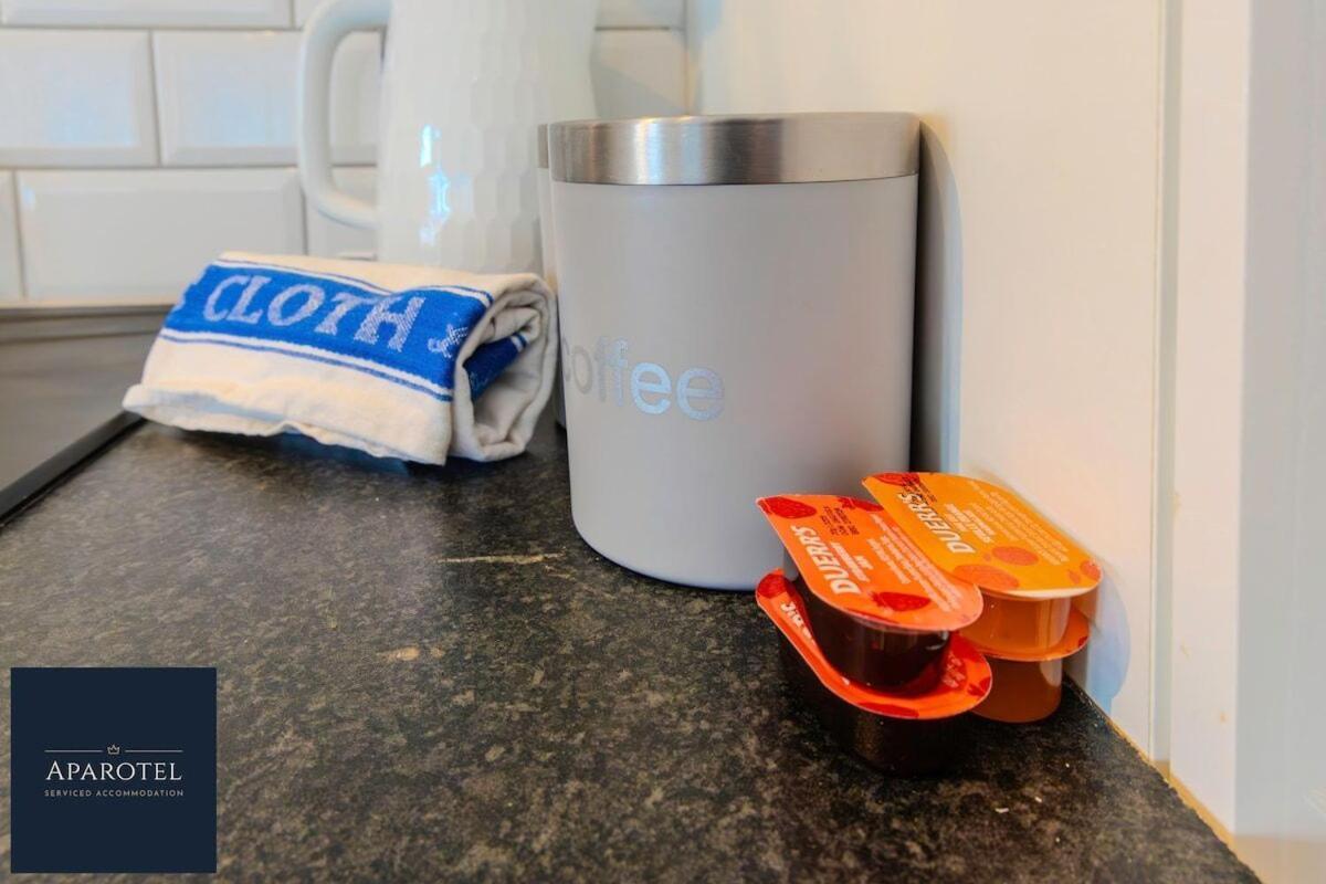 Aparotel Serviced Apartments - Stonehenge, Amesbury Town Centre Δωμάτιο φωτογραφία