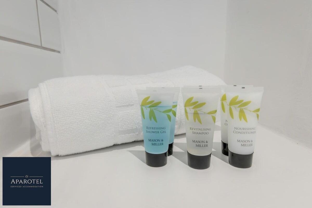 Aparotel Serviced Apartments - Stonehenge, Amesbury Town Centre Δωμάτιο φωτογραφία
