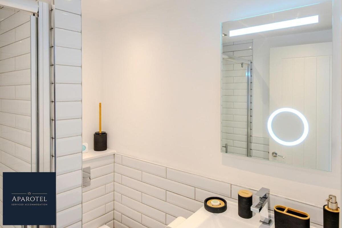 Aparotel Serviced Apartments - Stonehenge, Amesbury Town Centre Δωμάτιο φωτογραφία
