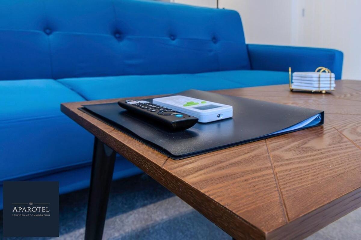 Aparotel Serviced Apartments - Stonehenge, Amesbury Town Centre Δωμάτιο φωτογραφία