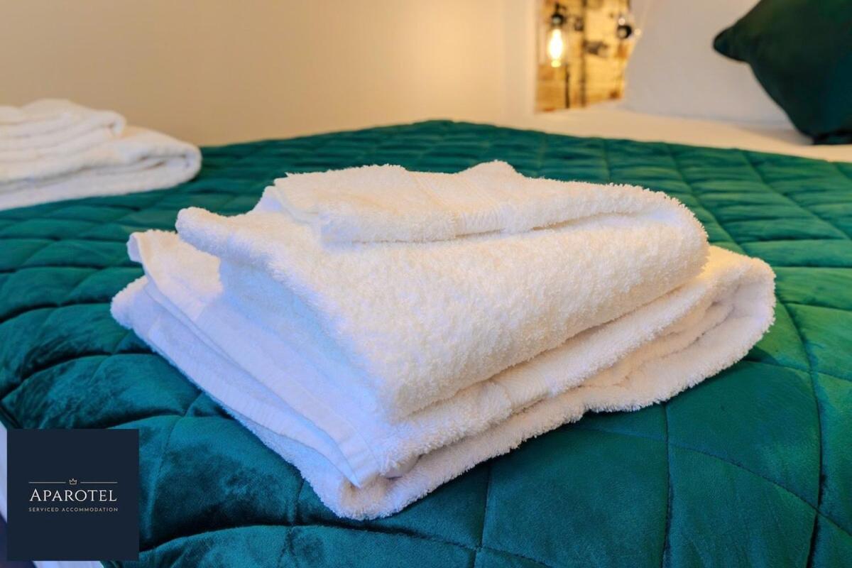 Aparotel Serviced Apartments - Stonehenge, Amesbury Town Centre Δωμάτιο φωτογραφία